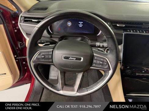 Used 2021 Jeep Grand Cherokee L Limited AWD/4WD image 21