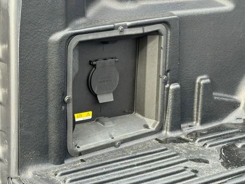 Used 2023 Ford F150 XLT w/ Equipment Group 302A High image 19