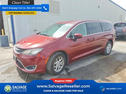 Used 2017 Chrysler Pacifica Touring