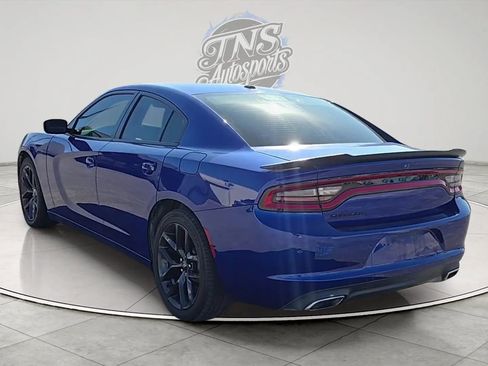 Used 2021 Dodge Charger SXT w/ Blacktop Package image 3