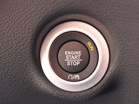 New 2026 Chrysler Pacifica Select image 28