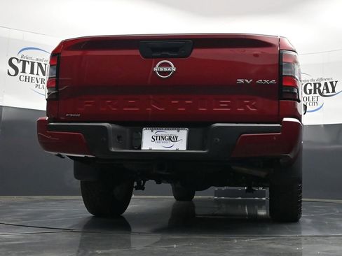 Used 2022 Nissan Frontier SV image 22