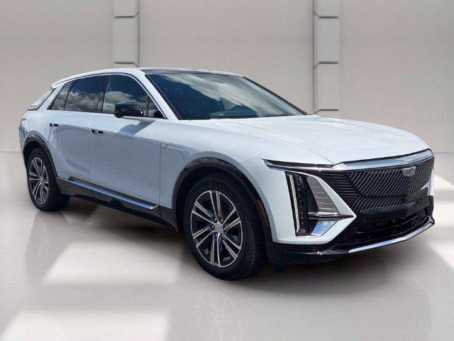 New 2027 Cadillac Lyriq Luxury RWD image 7