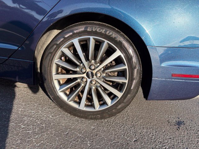Used 2017 Lincoln MKZ Premiere AWD/4WD image 10