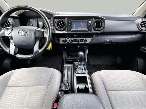 Used 2017 Toyota Tacoma SR AWD/4WD image 16