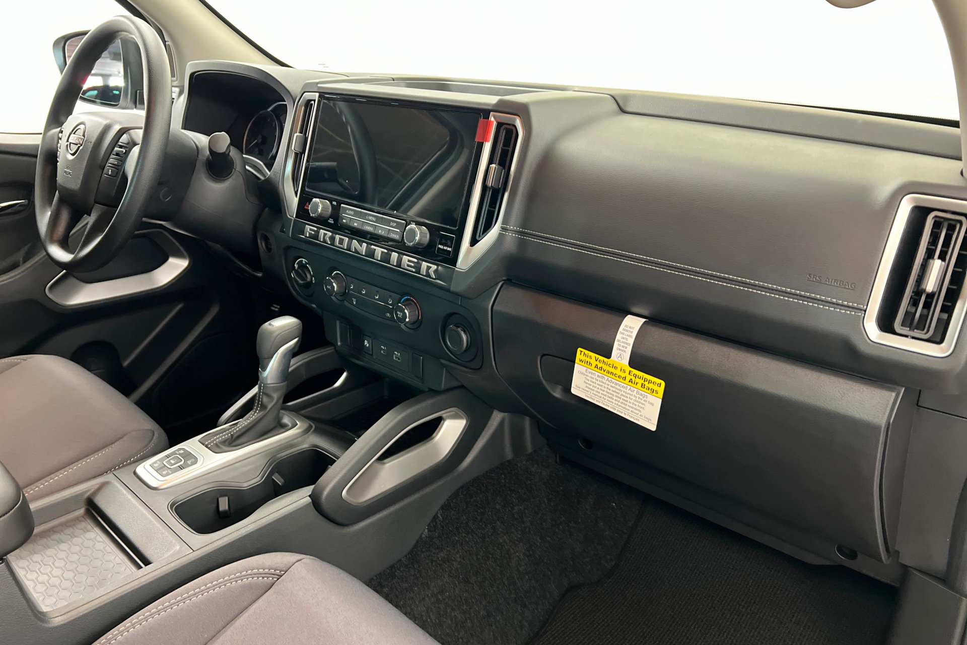 New 2026 Nissan Frontier SV w/ Tow Package AWD/4WD image 23