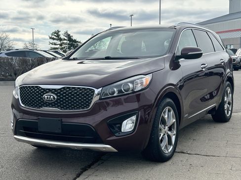 Used 2016 Kia Sorento SX image 3