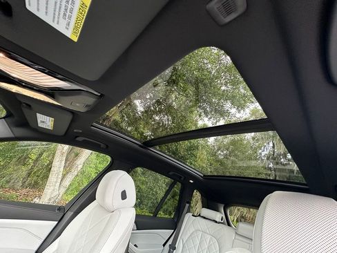 New 2026 BMW X5 sDrive40i w/ M Sport Package RWD image 22