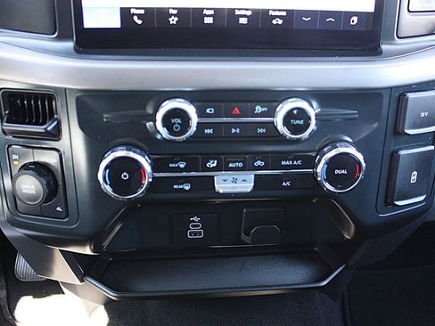 Used 2025 Ford F150 XLT w/ Equipment Group 301A Standard image 26