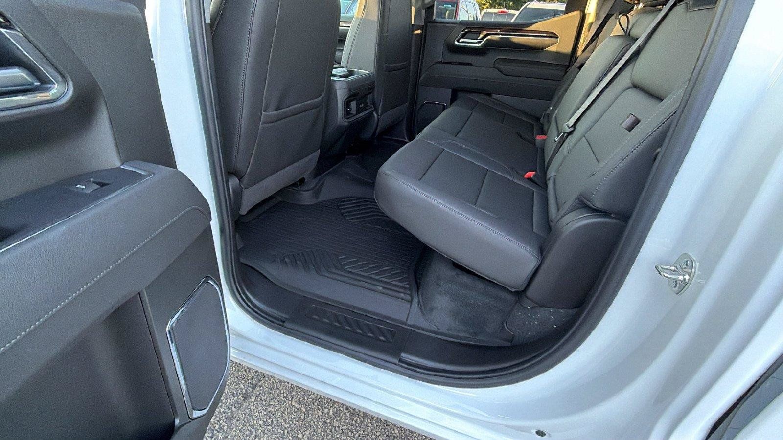 New 2026 Chevrolet Silverado 1500 RST w/ RST All Star Premium Package AWD/4WD image 18