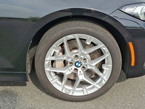 Used 2025 BMW 330i xDrive Sedan w/ M Sport Package AWD/4WD image 8