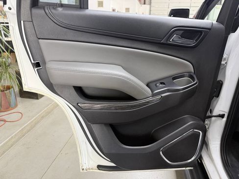 Used 2018 Chevrolet Tahoe LT AWD/4WD image 12