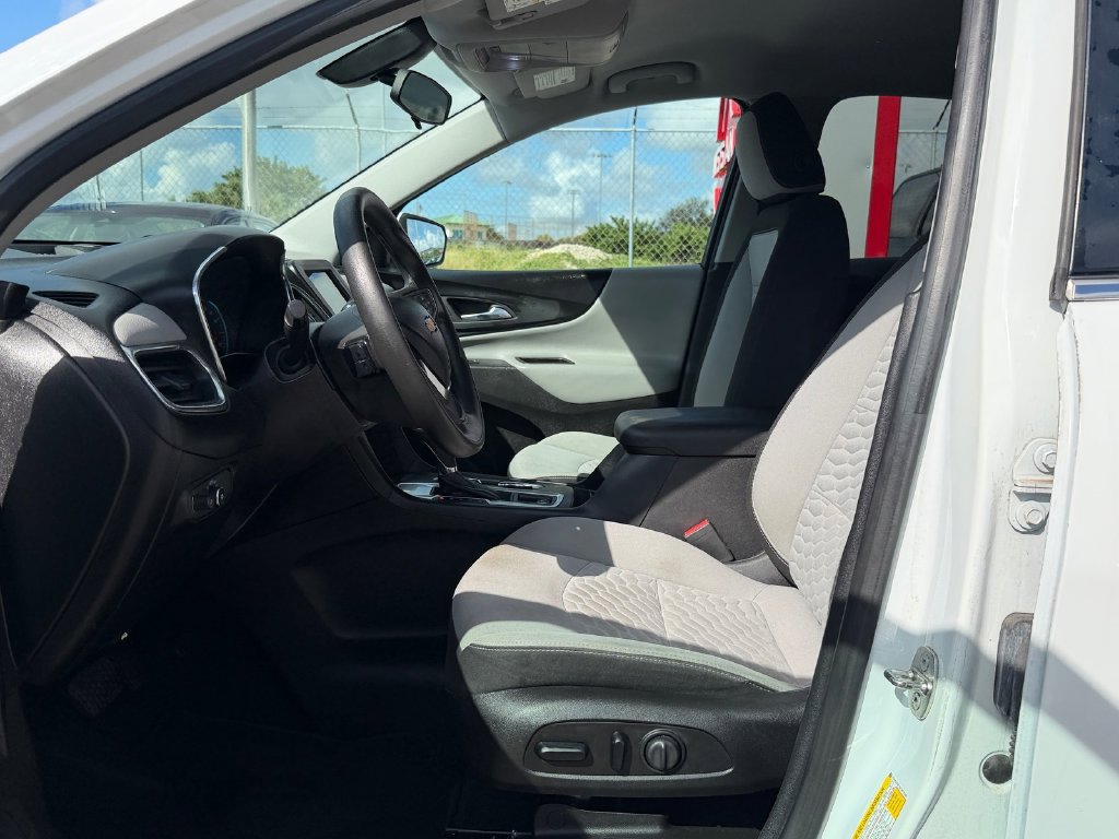 Used 2019 Chevrolet Equinox LT FWD image 11