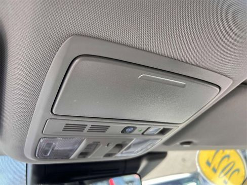 Used 2022 Honda Accord Touring image 31