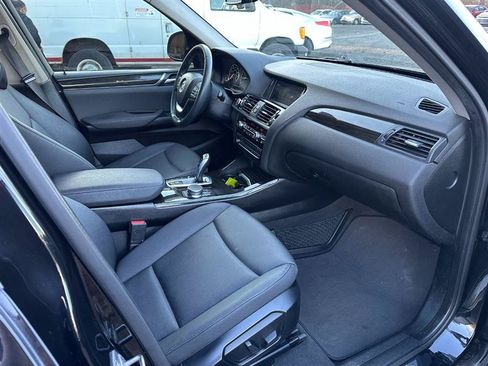 Used 2017 BMW X3 xDrive28i AWD/4WD image 15