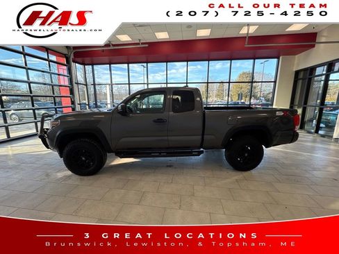 Used 2021 Toyota Tacoma SR w/ SX Package image 2