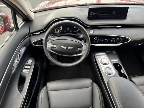 Used 2025 Genesis GV70 2.5T AWD/4WD image 12