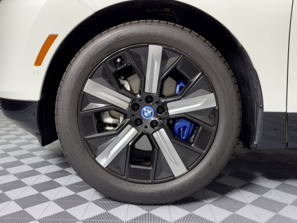 Certified 2024 BMW iX xDrive50 w/ Sport Package AWD/4WD image 13