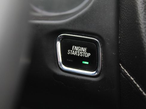 Used 2019 GMC Acadia SLE image 20