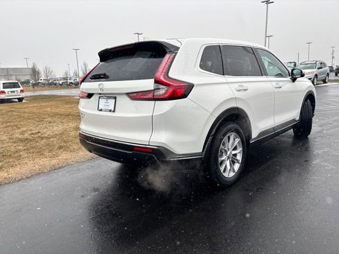 Used 2023 Honda CR-V EX image 3