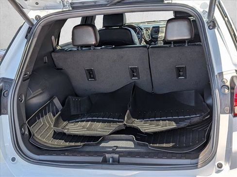 Used 2024 Chevrolet Equinox RS FWD image 20
