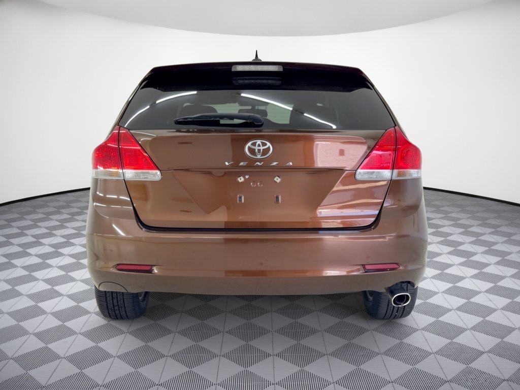 Used 2010 Toyota Venza w/ Convenience Pkg FWD image 11