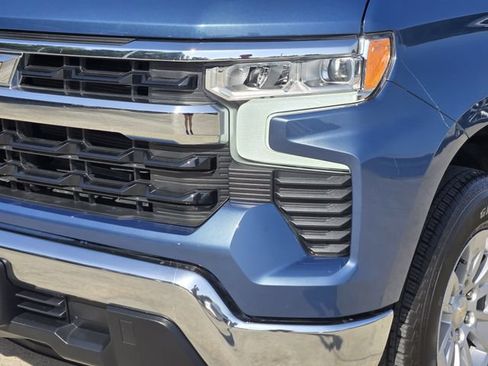 Used 2024 Chevrolet Silverado 1500 LT RWD image 7