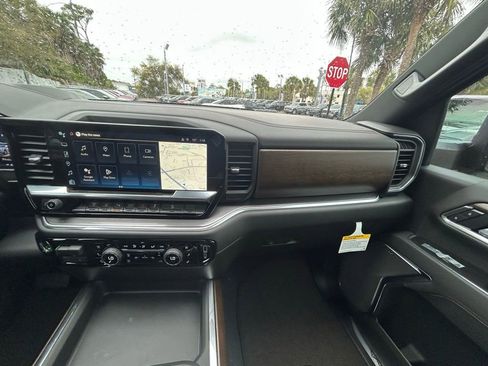 New 2026 Chevrolet Silverado 3500 High Country w/ Midnight Edition AWD/4WD image 17