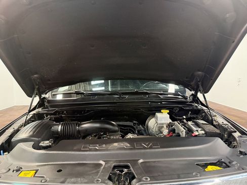 Used 2022 RAM 1500 Limited w/ Off-Road Group image 19