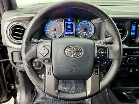 Used 2019 Toyota Tacoma TRD Pro AWD/4WD image 14