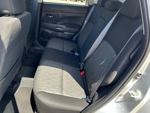 Used 2025 Mitsubishi Outlander Sport ES AWD/4WD image 19
