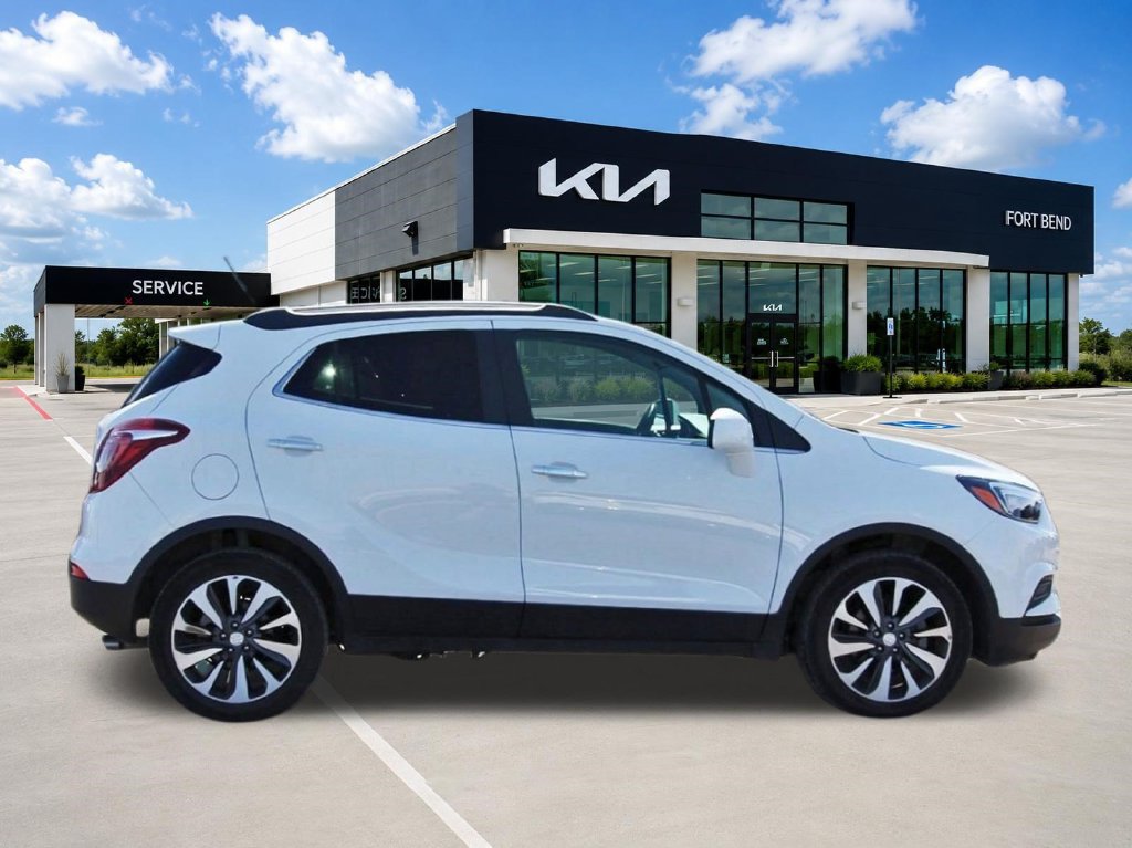 Used 2021 Buick Encore Preferred FWD image 4