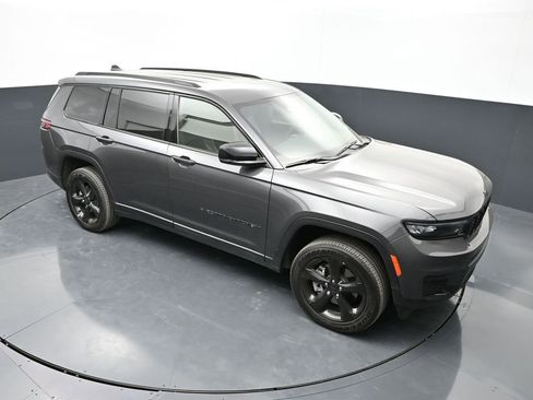 New 2025 Jeep Grand Cherokee L Laredo AWD/4WD image 34