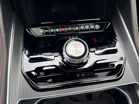New 2026 Jeep Grand Wagoneer Summit AWD/4WD image 14