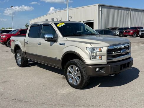 Used 2017 Ford F150 Lariat w/ Equipment Group 502A Luxury AWD/4WD image 2