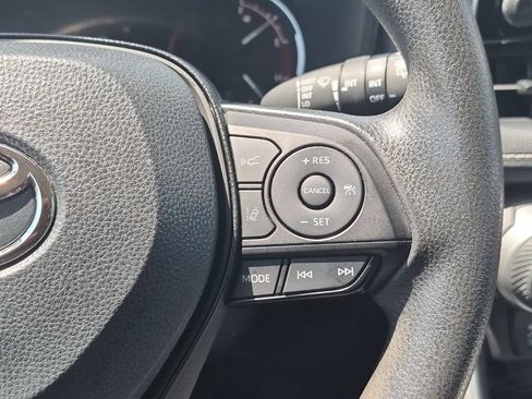 Certified 2025 Toyota RAV4 XLE AWD/4WD image 26