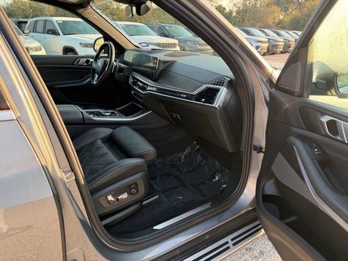 Used 2024 BMW X5 xDrive40i w/ Premium Package image 30