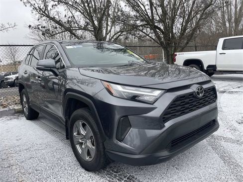 Used 2024 Toyota RAV4 XLE image 6