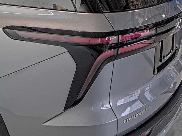 New 2027 Chevrolet Traverse LT w/ Sun and Wheel Package FWD image 10