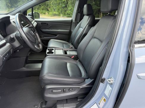 Used 2025 Honda Odyssey Sport-L image 18