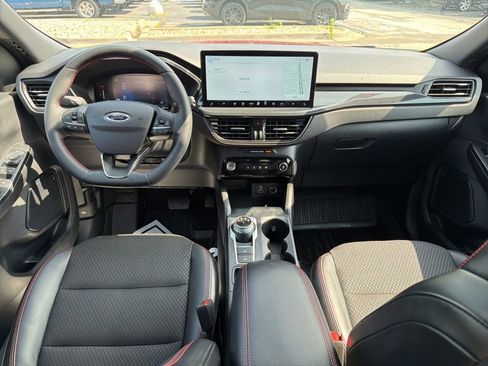 Used 2025 Ford Escape ST-Line w/ Equipment Group 301A FWD image 15