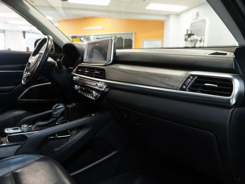 Used 2021 Kia Telluride EX image 32