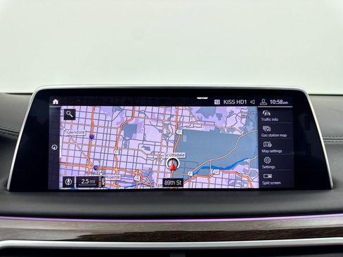 Used 2020 BMW 750i xDrive AWD/4WD image 24