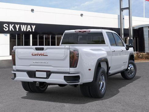 New 2026 GMC Sierra 3500 Denali w/ Denali Reserve Package AWD/4WD image 4