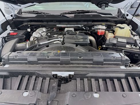 Used 2024 Chevrolet Silverado 2500 High Country w/ High Country Premium Package AWD/4WD image 32