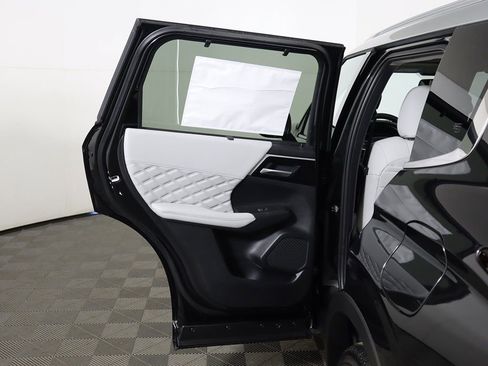 New 2025 Mitsubishi Outlander SEL AWD/4WD image 27