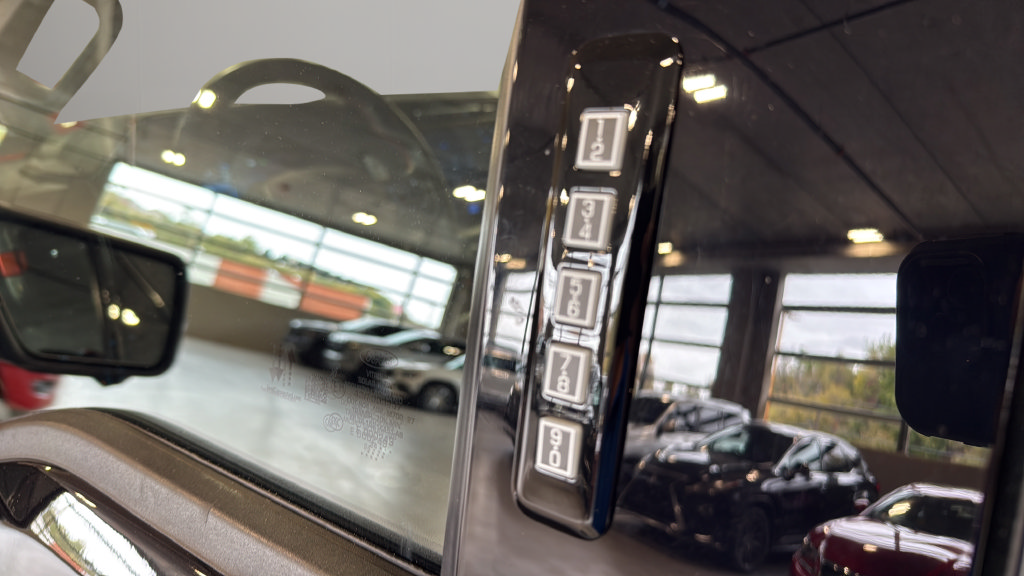 Used 2024 Ford F150 Raptor AWD/4WD image 18
