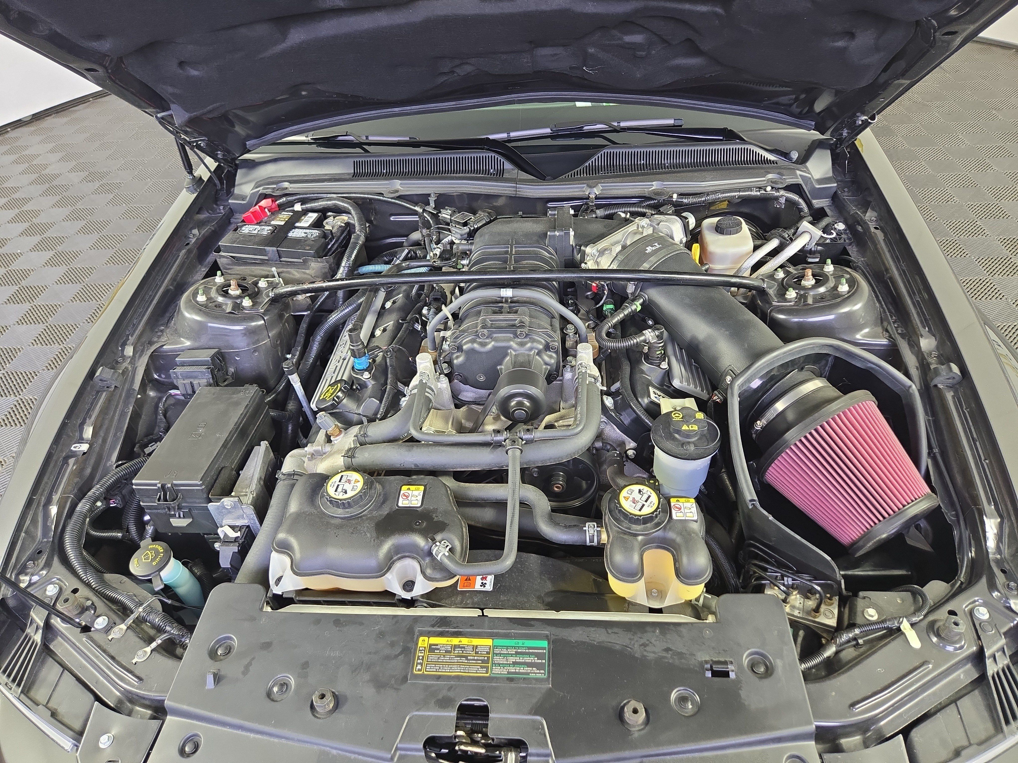 Used 2007 Ford Mustang Shelby GT500 RWD image 32