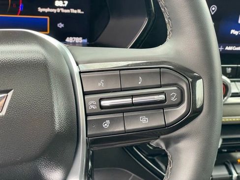 Used 2023 Chevrolet Colorado ZR2 w/ ZR2 Convenience Package III AWD/4WD image 17