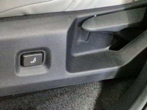 New 2025 Toyota Tacoma SR5 image 14